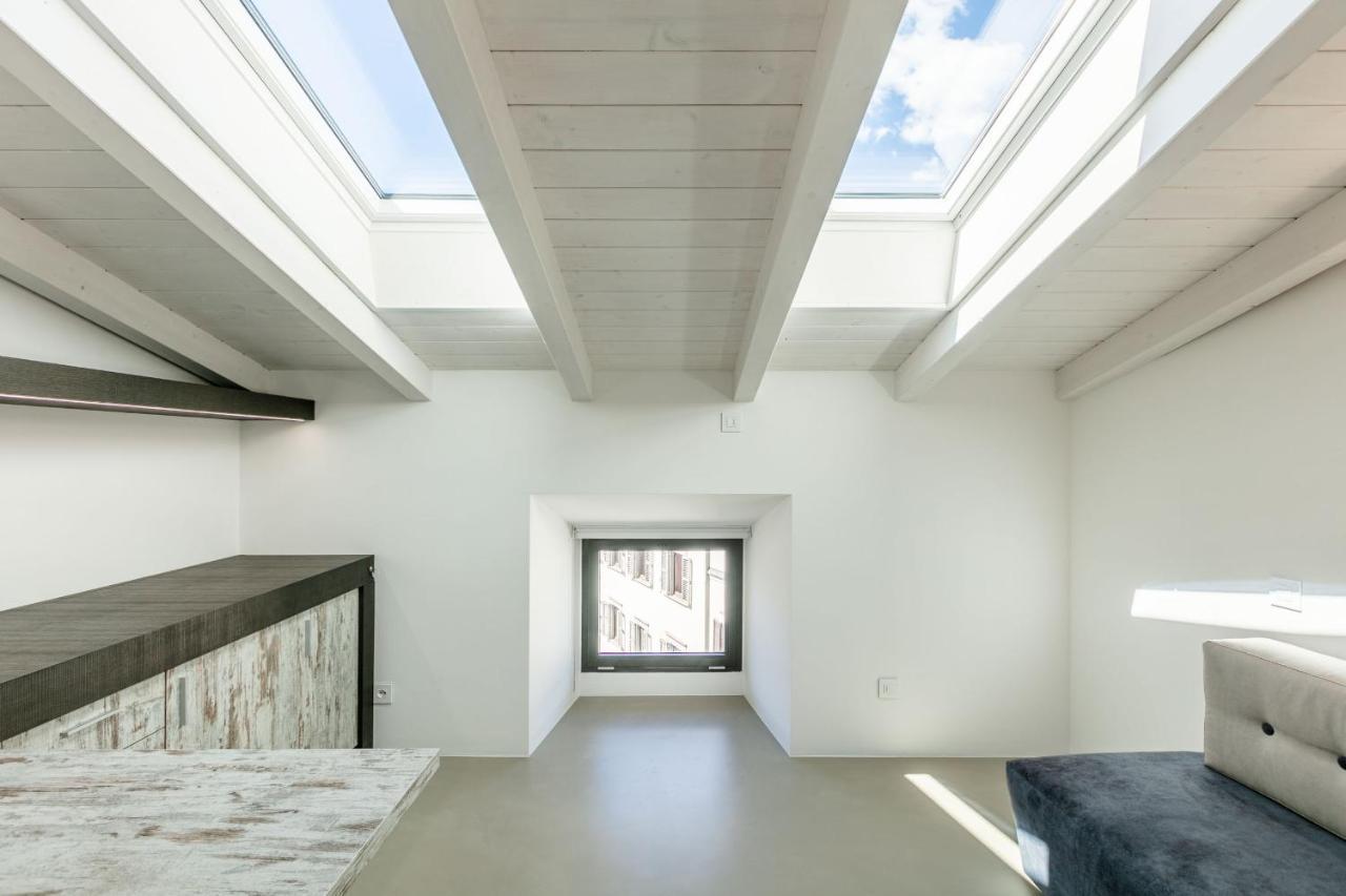 Domus Cavour Rooms&Suites Tirano Eksteriør billede