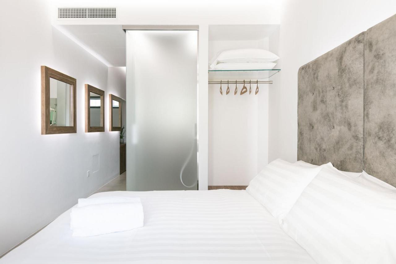 Domus Cavour Rooms&Suites Tirano Eksteriør billede