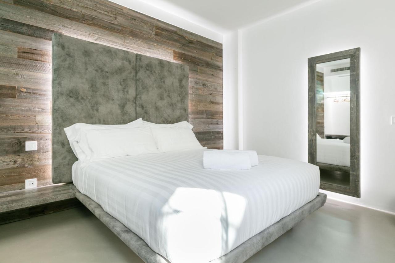 Domus Cavour Rooms&Suites Tirano Eksteriør billede