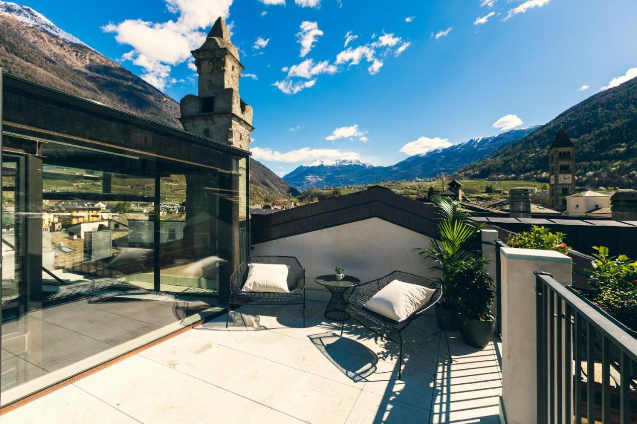 Domus Cavour Rooms&Suites Tirano Eksteriør billede