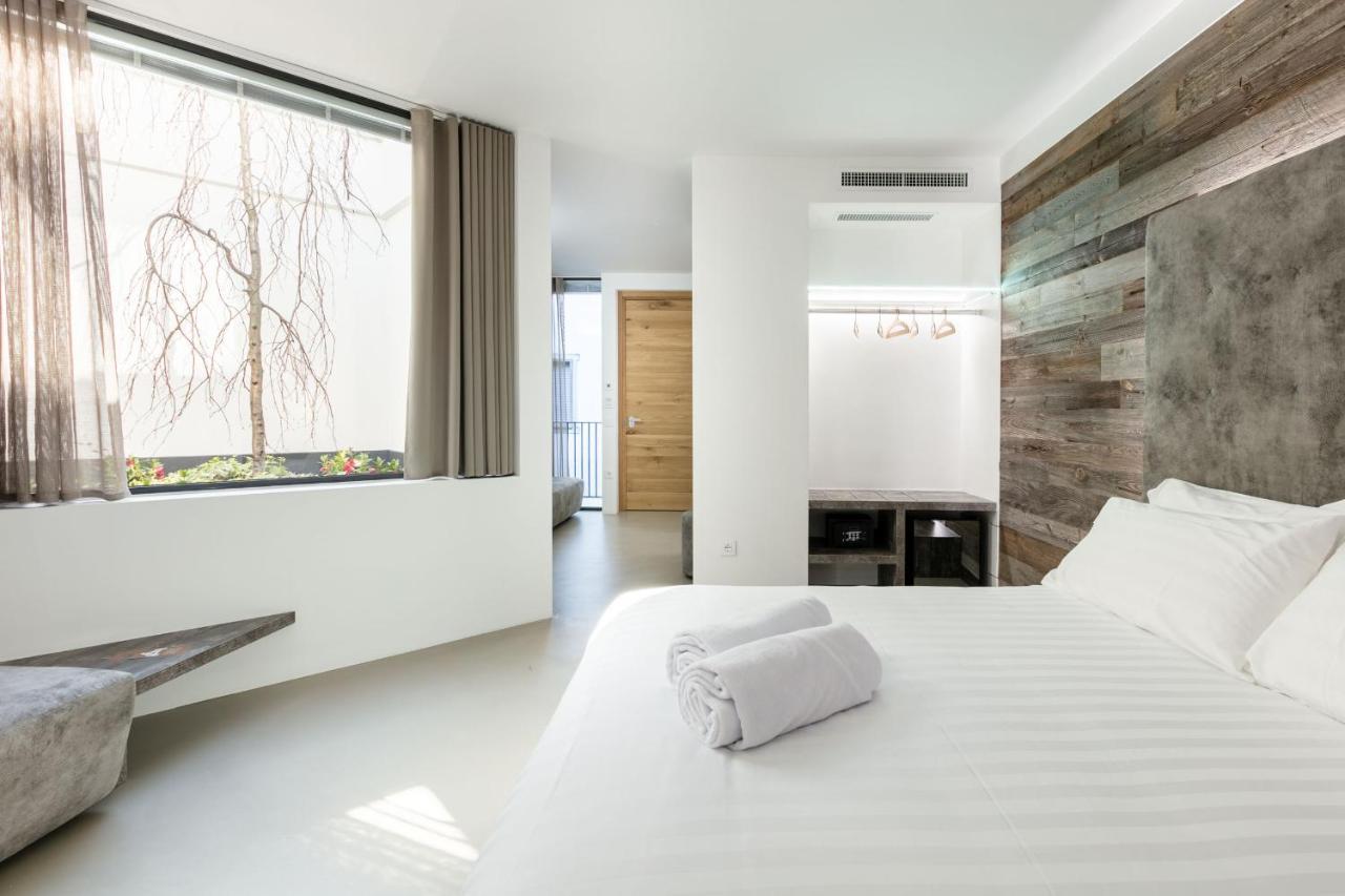 Domus Cavour Rooms&Suites Tirano Eksteriør billede