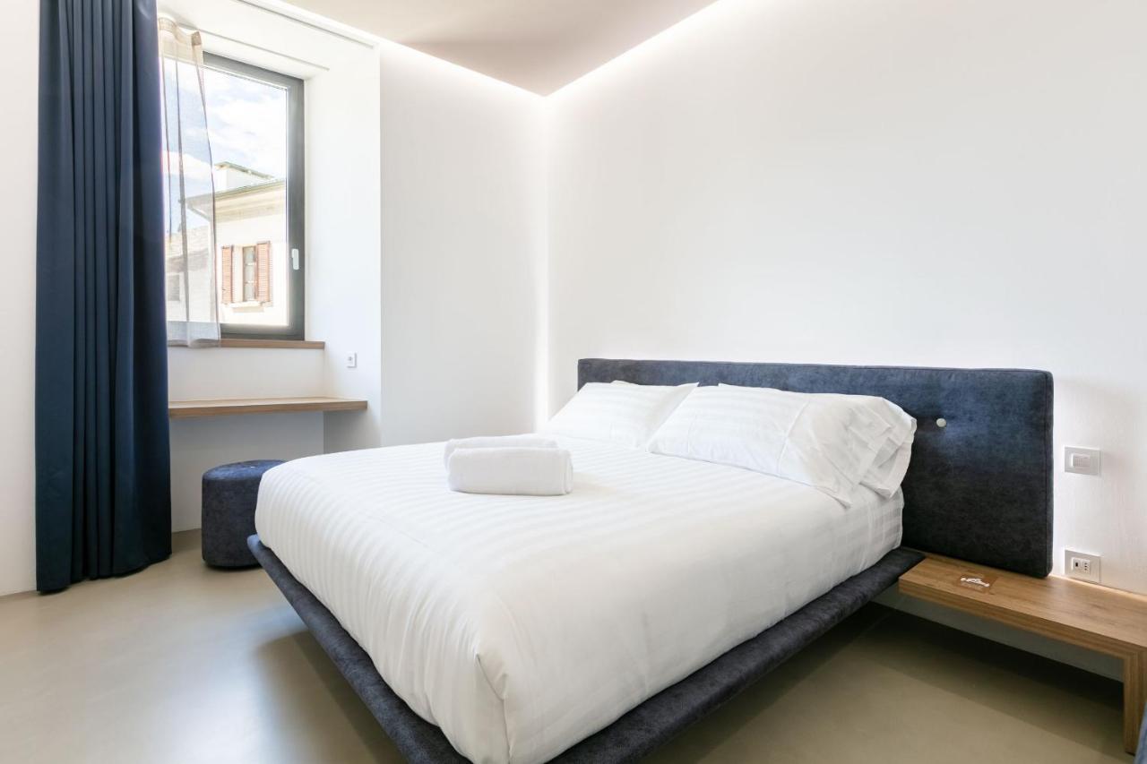 Domus Cavour Rooms&Suites Tirano Værelse billede