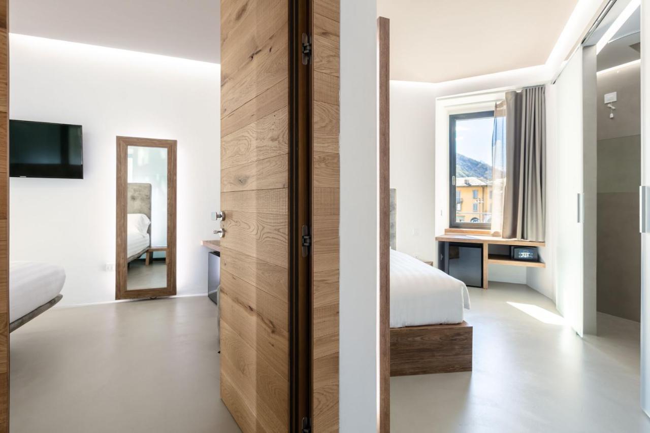 Domus Cavour Rooms&Suites Tirano Eksteriør billede