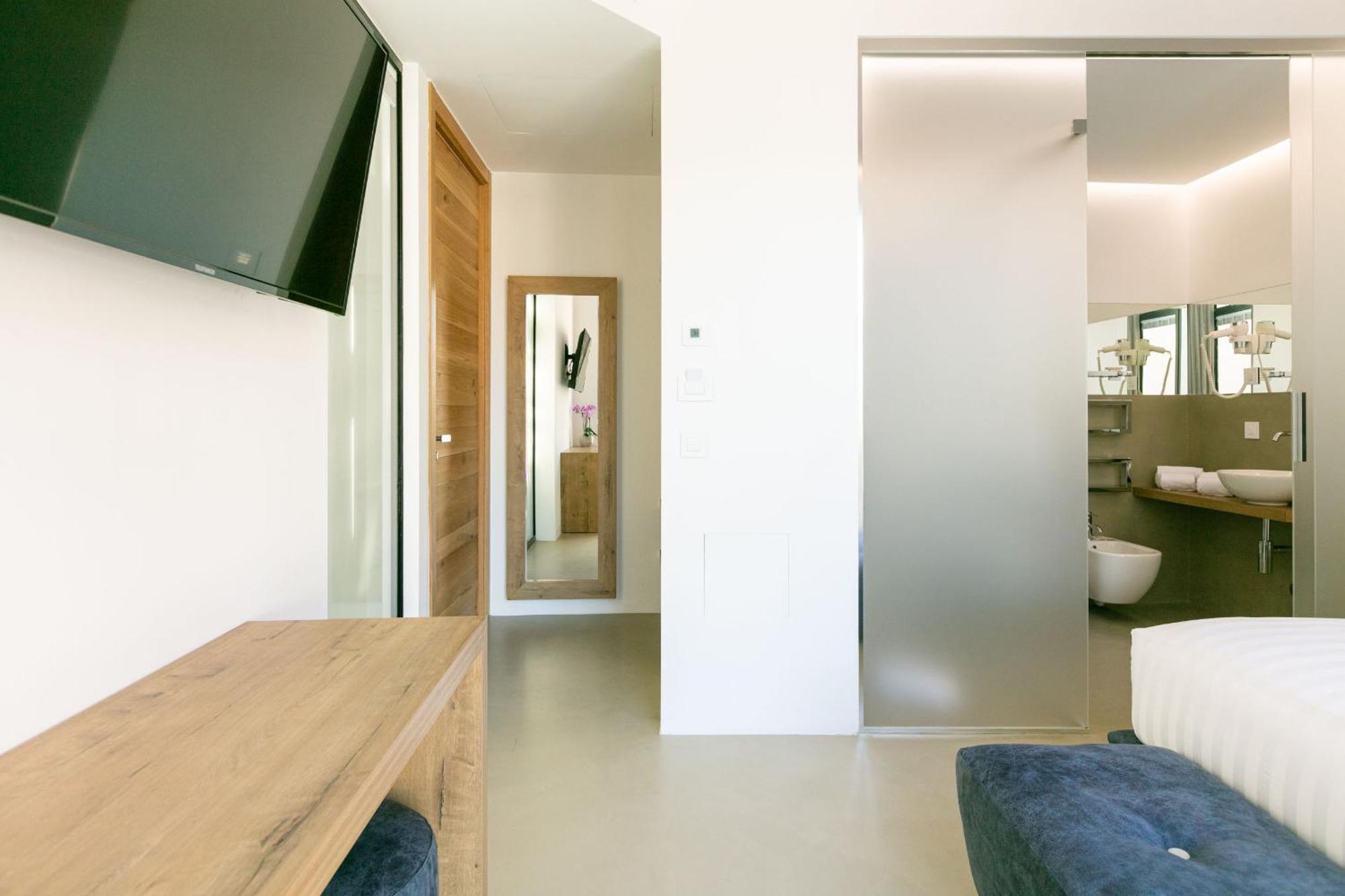 Domus Cavour Rooms&Suites Tirano Værelse billede